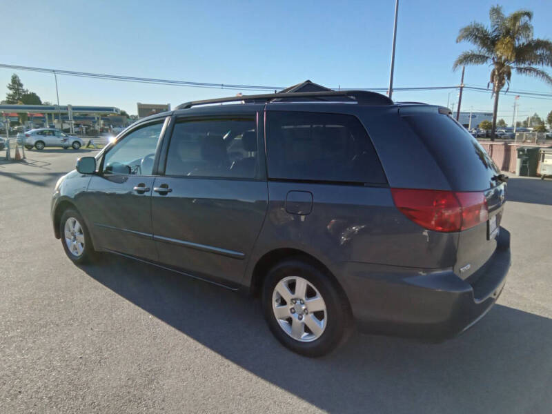 2009 Toyota Sienna