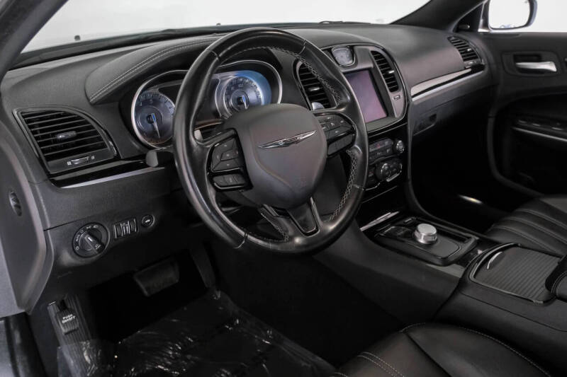 2021 Chrysler 300 S V6