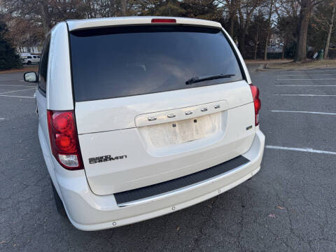 2013 Dodge Grand Caravan SXT