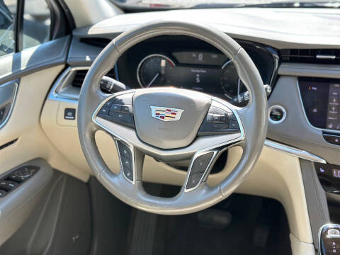 2020 Cadillac XT5 Premium Luxury