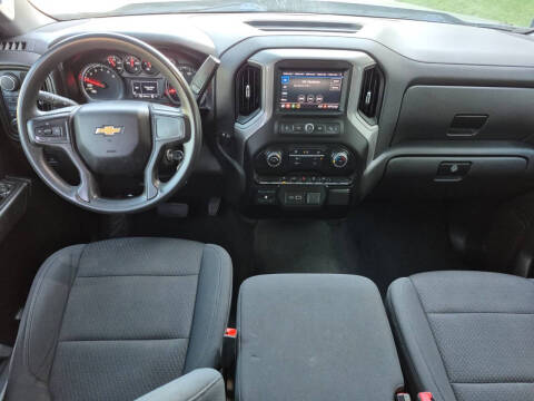 2021 Chevrolet Silverado 1500 Custom