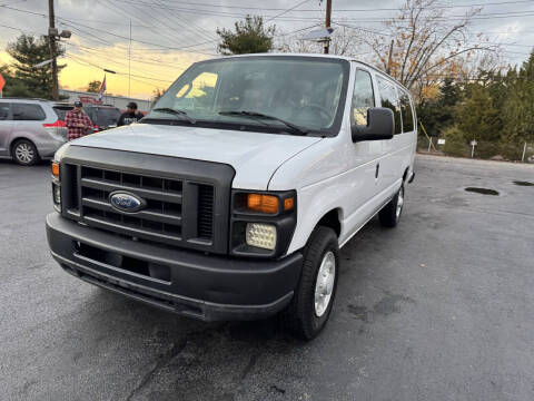 2009 Ford E-Series E-350 SD XLT