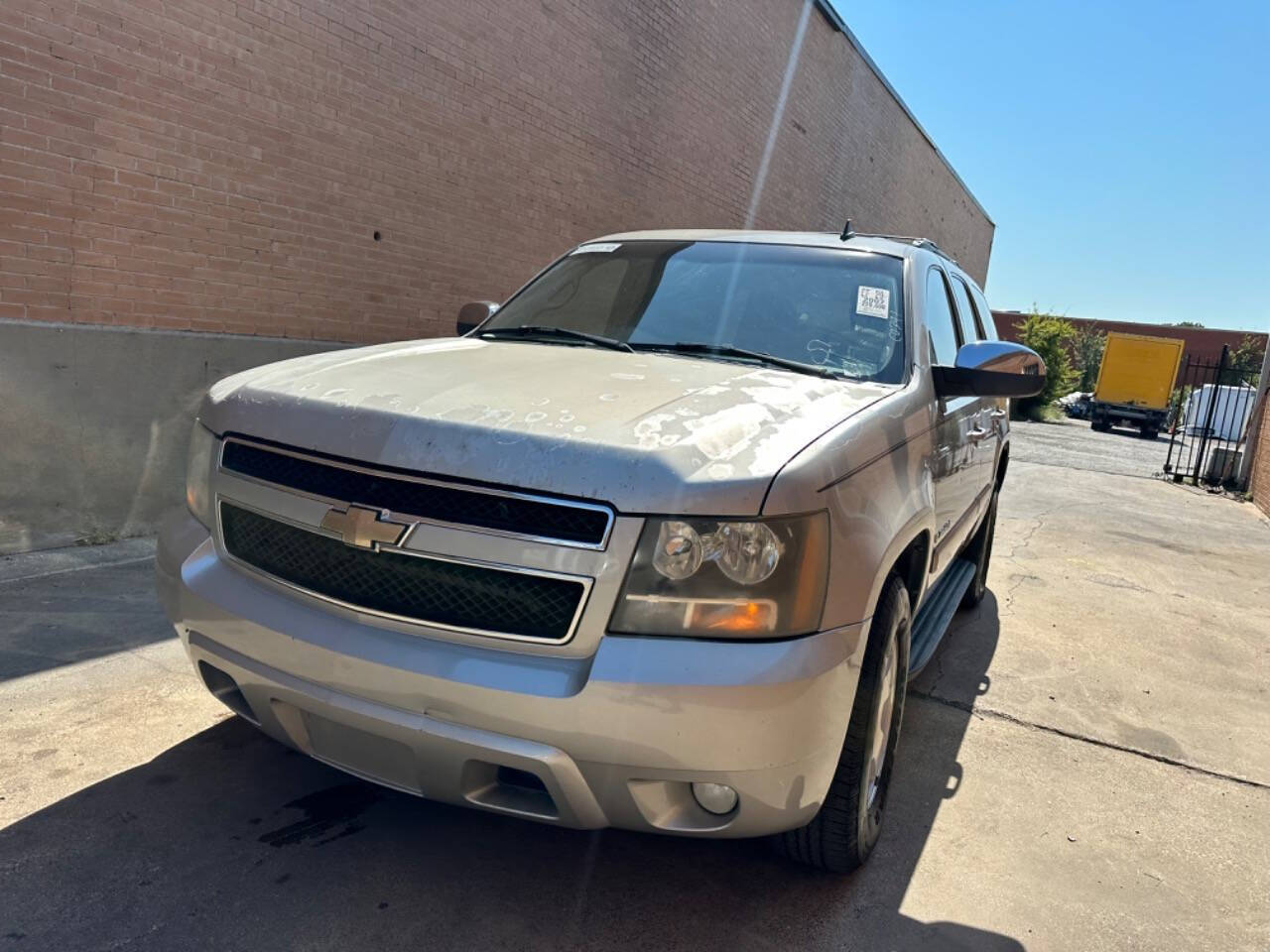 2007 Chevrolet Tahoe for sale at Sarenco Auto Inc in Dallas, TX