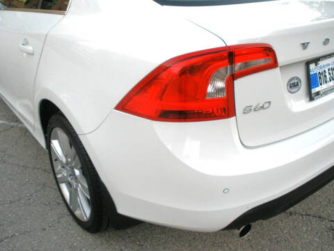 2013 Volvo S60 T5 Platinum