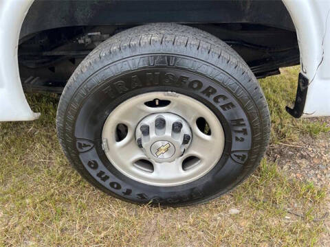 2023 Chevrolet Express 2500