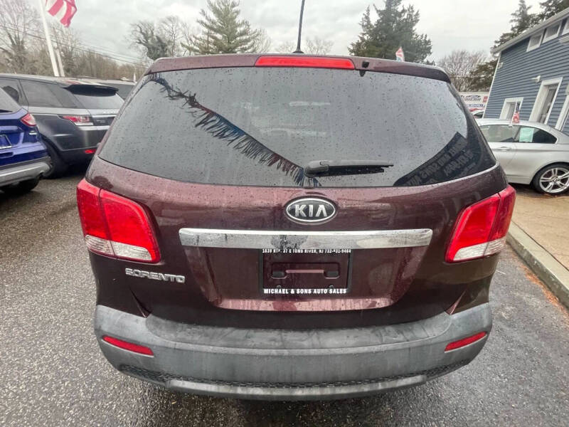 2011 Kia Sorento LX