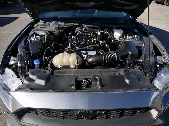 2022 Ford Mustang EcoBoost