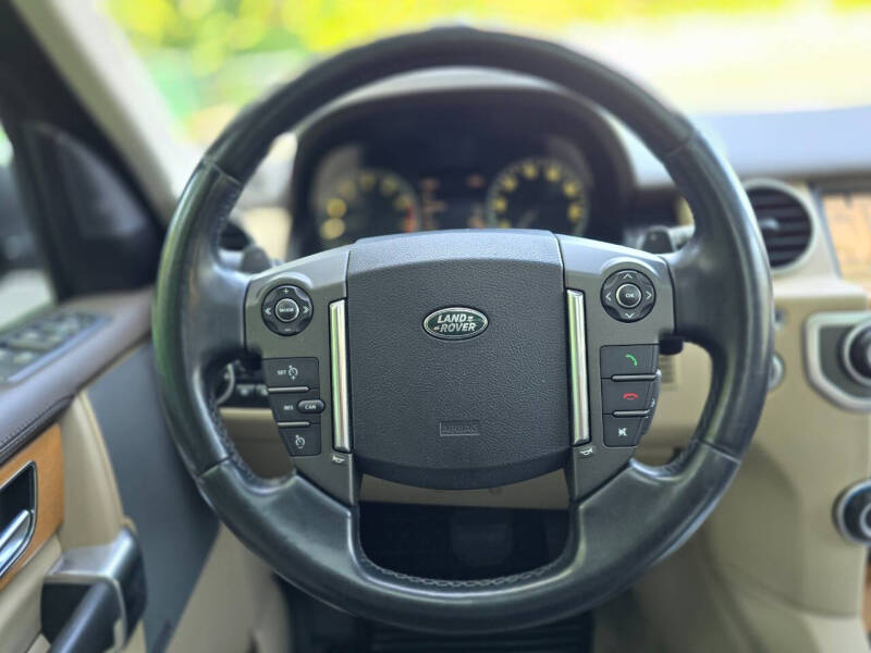 2016 Land Rover LR4 HSE LUX