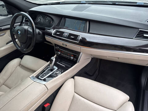 2012 BMW 5 Series 535i Gran Turismo