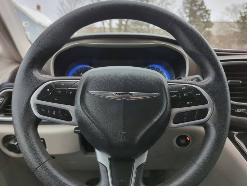 2021 Chrysler Voyager LXi