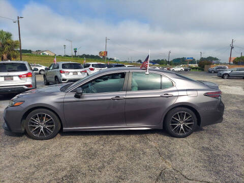 2022 Toyota Camry SE