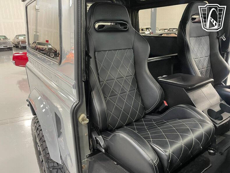 1991 Land Rover Defender