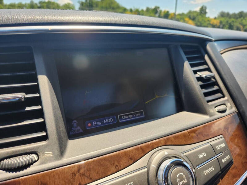 2013 Infiniti QX56