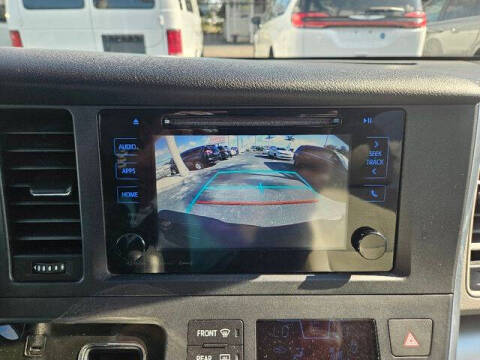 2016 Toyota Sienna