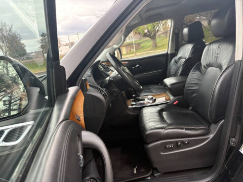 2014 Infiniti QX80