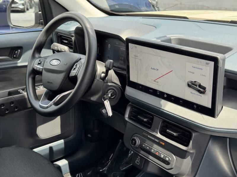 2025 Ford Maverick XL