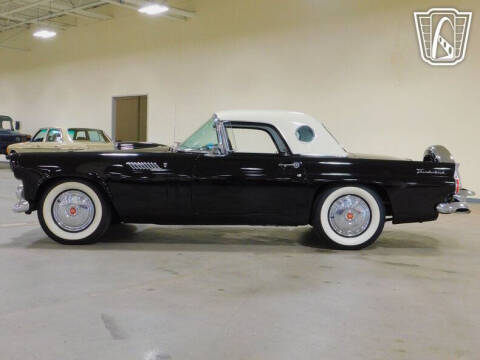 1956 Ford Thunderbird