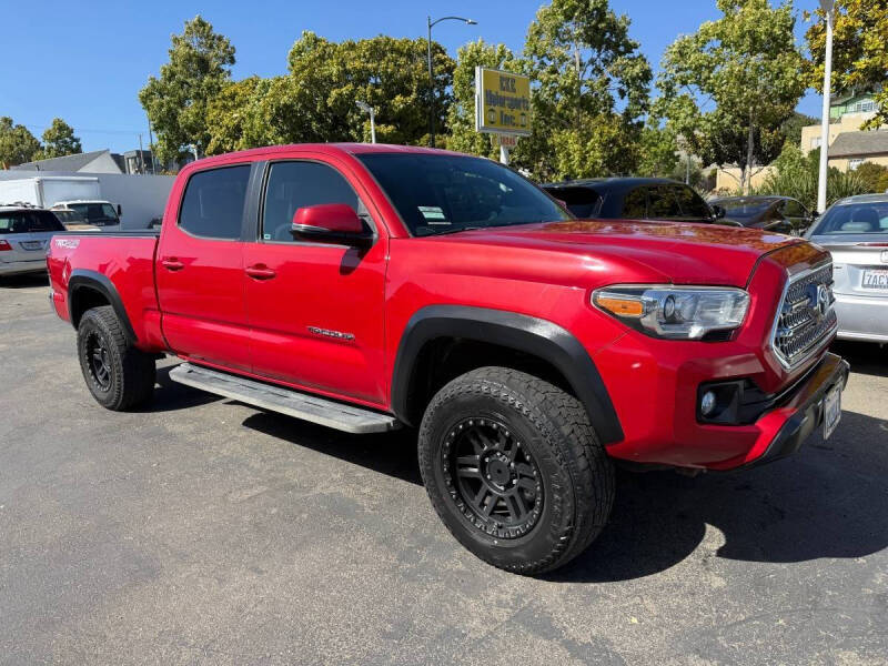 2017 Toyota Tacoma TRD Off Road Double Cab 4x4 Auto LB's photo