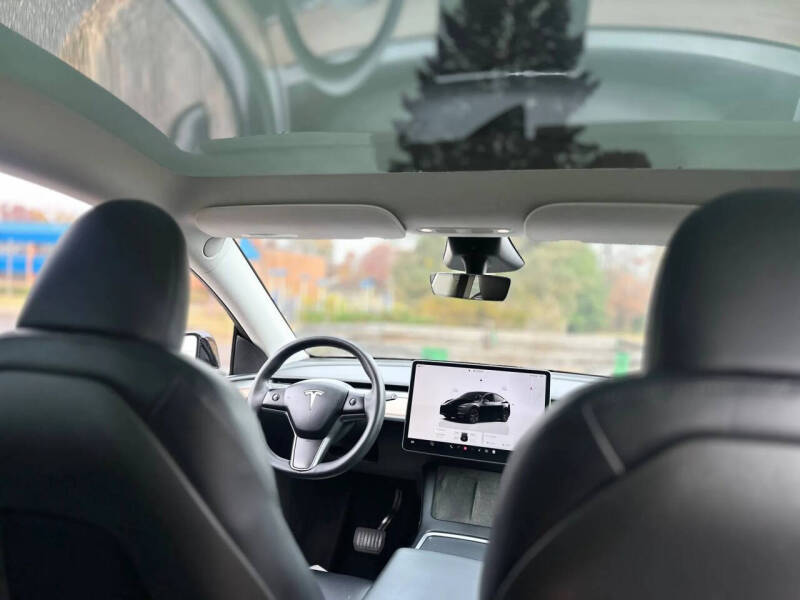 2025 Tesla Model Y Long Range