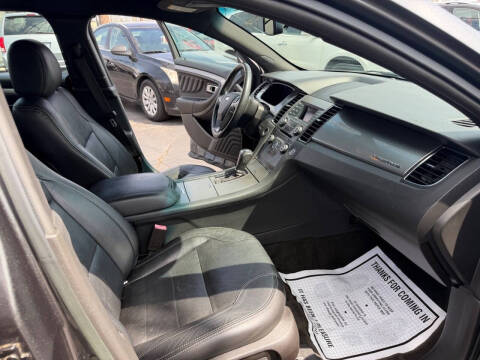 2015 Ford Taurus SEL