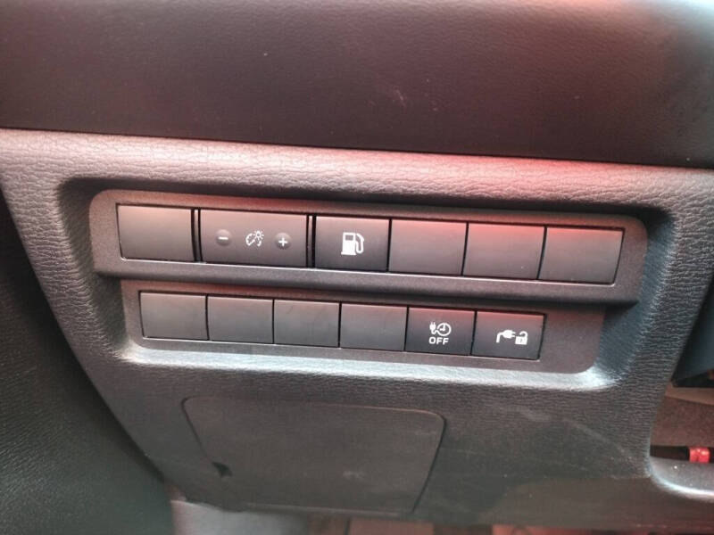 2023 Mitsubishi Outlander PHEV ES