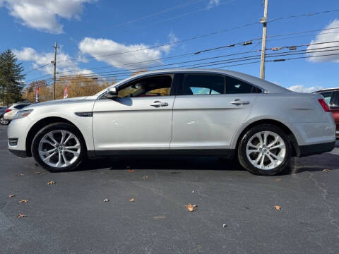 2013 Ford Taurus SEL