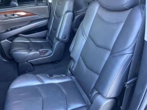 2019 Cadillac Escalade ESV Premium Luxury
