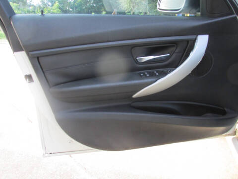 2013 BMW 3 Series 328i