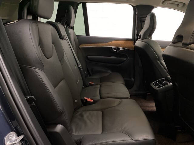2025 Volvo XC90 B6 Plus Bright Theme 7P