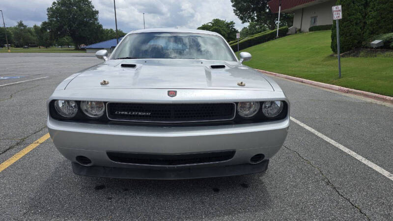 2010 Dodge Challenger SE