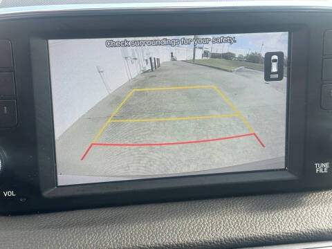 2020 Hyundai Santa Fe SE