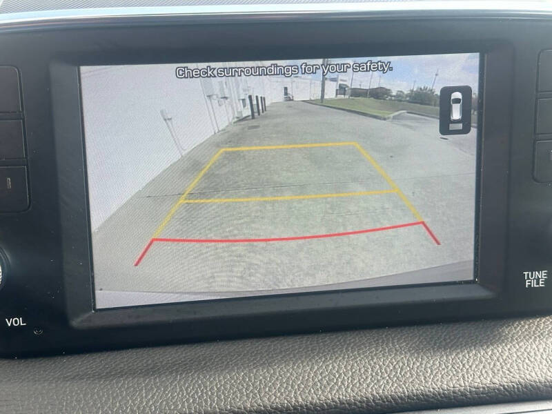 2020 Hyundai Santa Fe SE