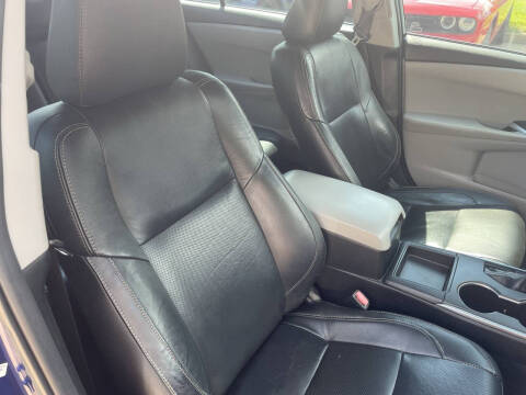 2015 Toyota Camry SE