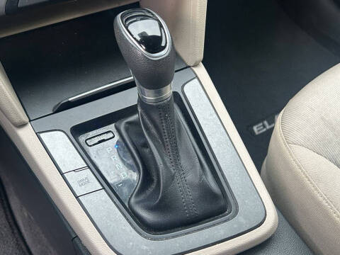 2018 Hyundai Elantra