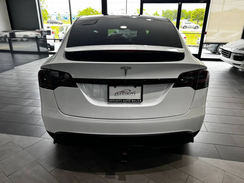 2023 Tesla Model X Standard Range