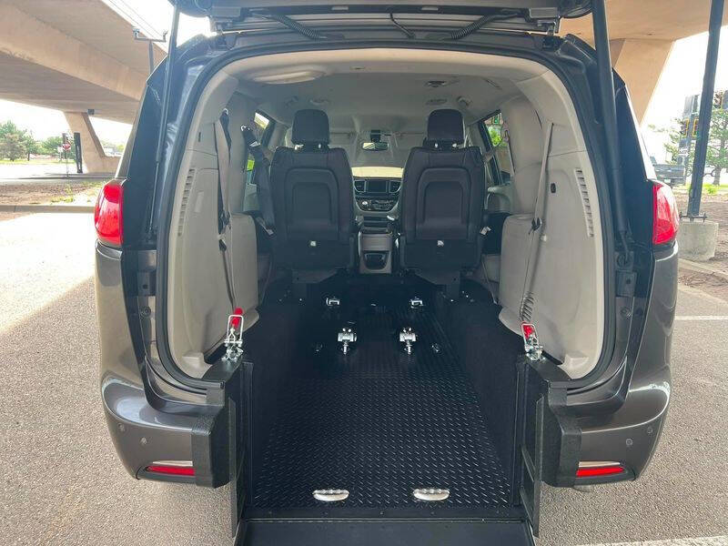 2019 Chrysler Pacifica Touring L