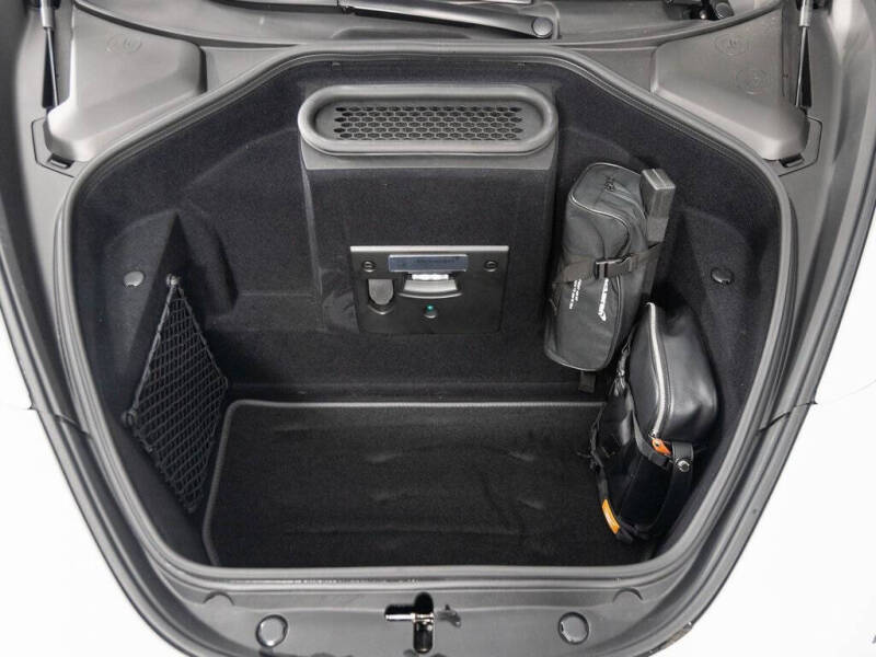 2025 McLaren 750S Spider