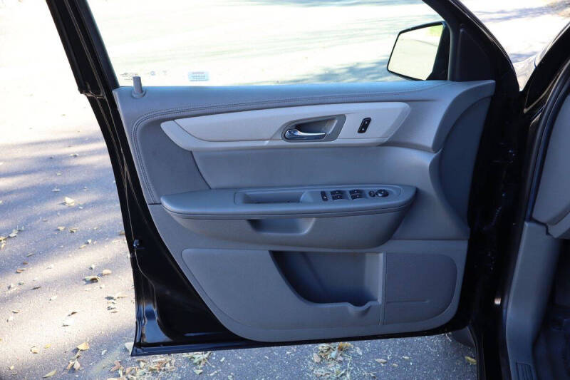 2017 Chevrolet Traverse LT