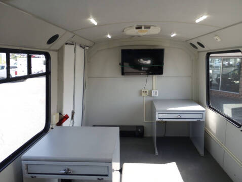 2014 Freightliner M2 106