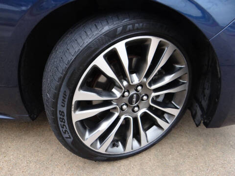 2017 Lincoln Continental Reserve