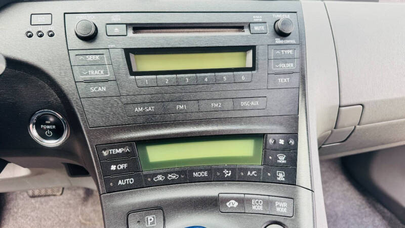 2011 Toyota Prius Two
