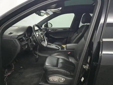 2015 Porsche Macan S