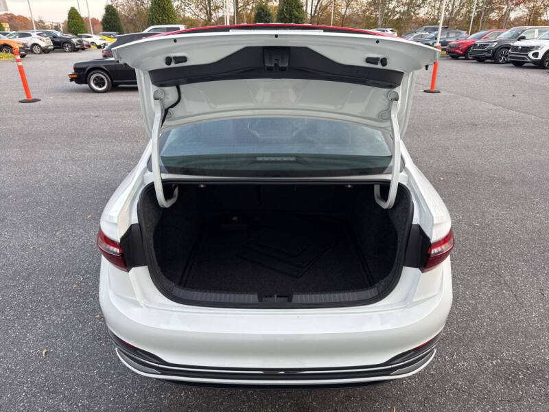 2025 Volkswagen Jetta SEL