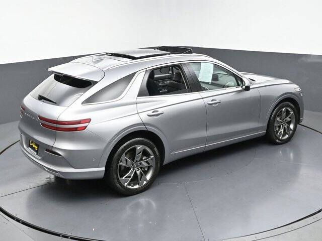 2023 Genesis Electrified GV70