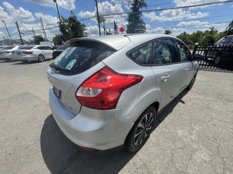 2012 Ford Focus SE