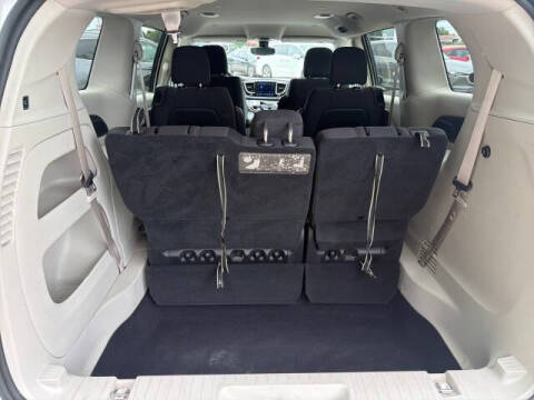 2017 Chrysler Pacifica Touring