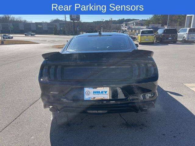 2022 Ford Mustang EcoBoost