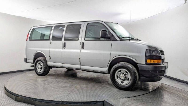 2024 Chevrolet Express 2500