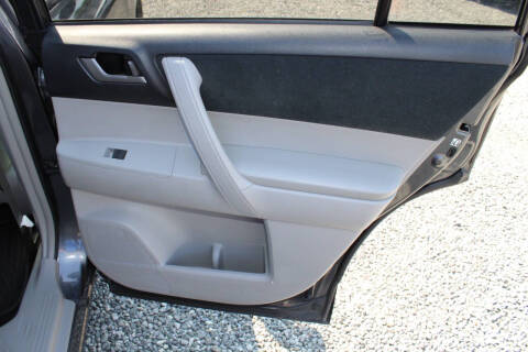 2013 Toyota Highlander Plus