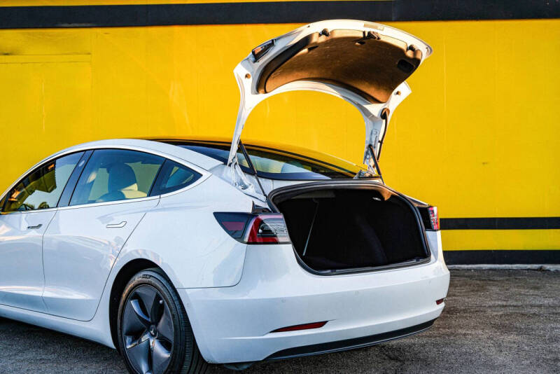 2019 Tesla Model 3 Long Range